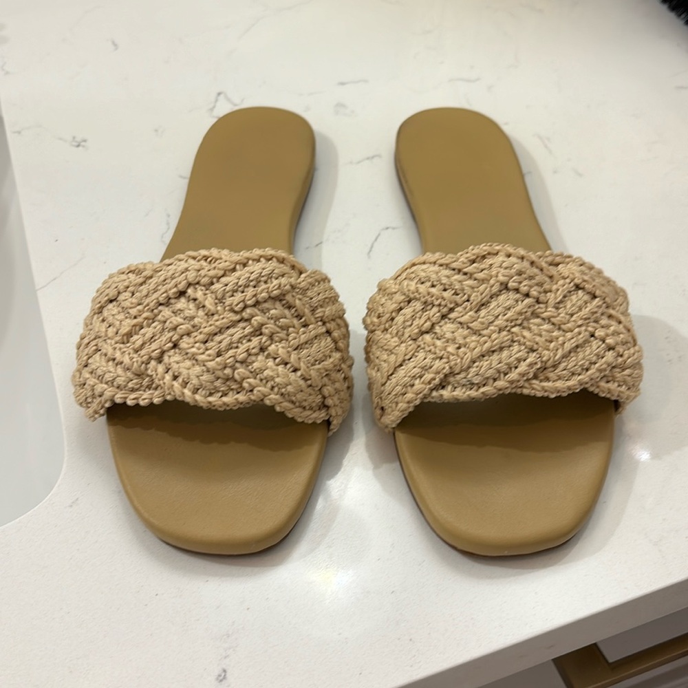 Kaanas neutral slide. Bought last spring .good condition .